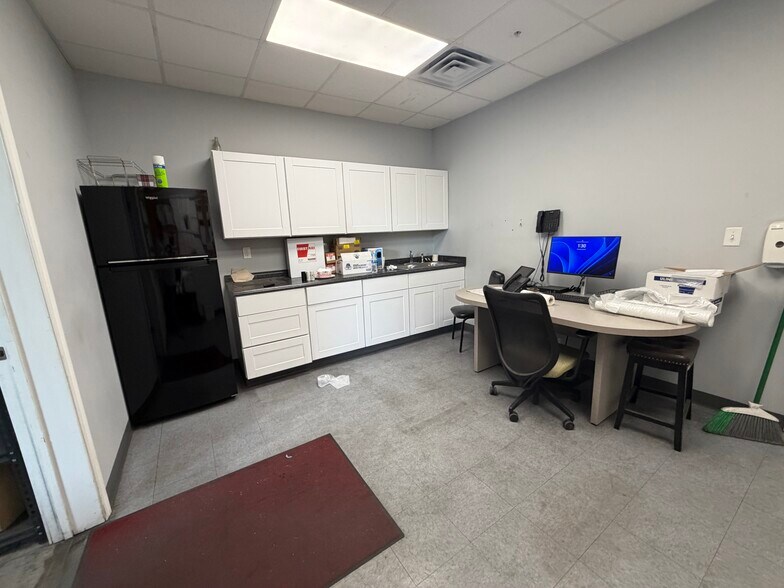 More Photos Of 900 E Baldwin Rd, Panama City Industrial For Sale