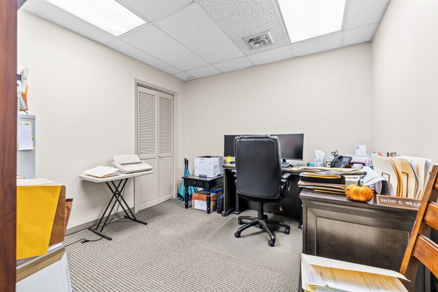 More Photos Of 150 Scarboro St, Asheboro Medical For Sale