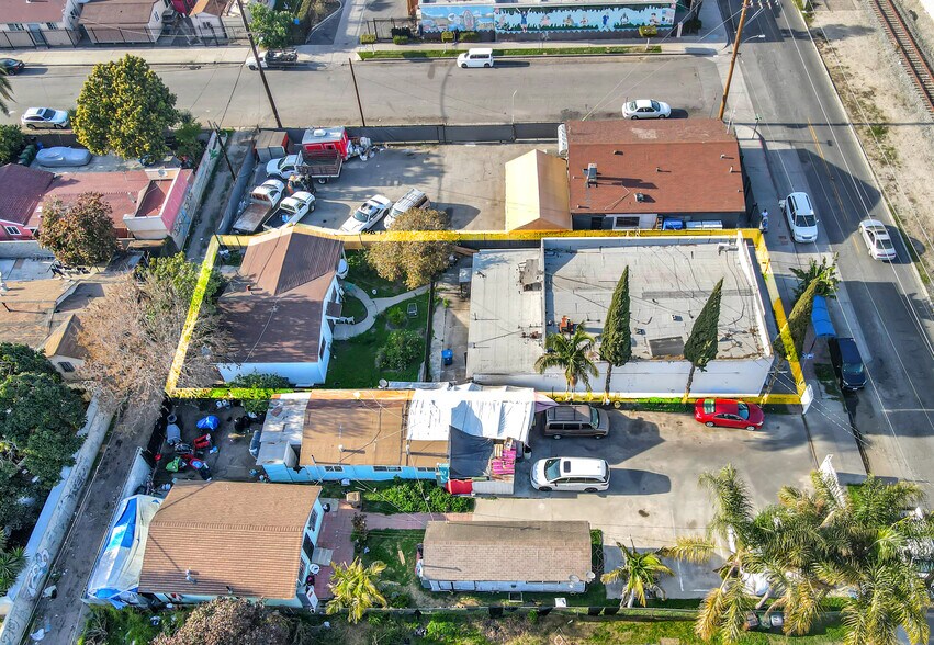 More Photos Of 1701 N Willowbrook Ave, Compton Storefront Retail Residential For Sale