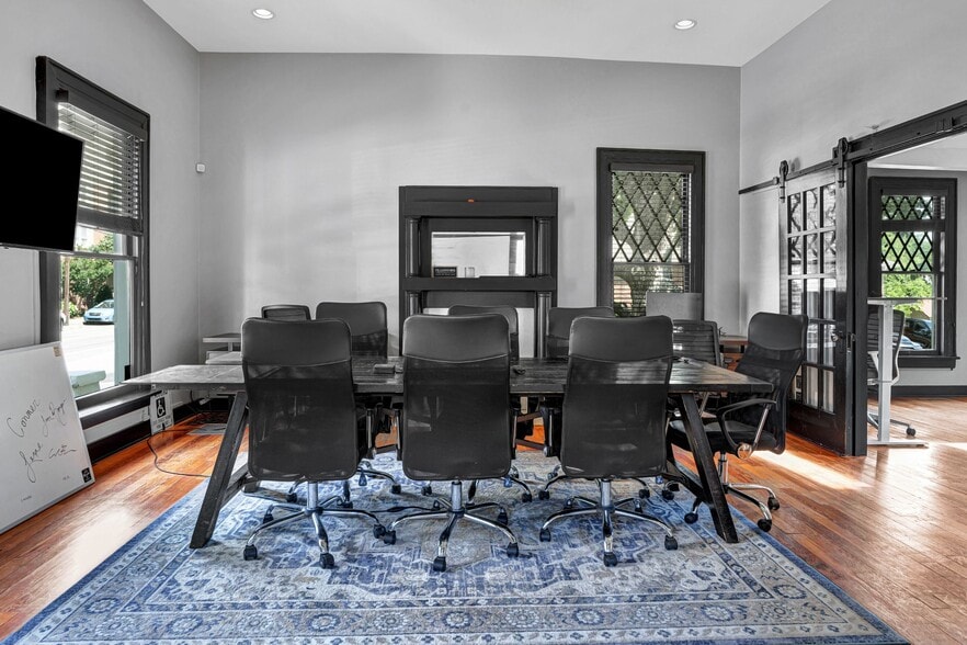 More Photos Of 1306 3rd Ave N, Nashville Loft Creative Space For Lease