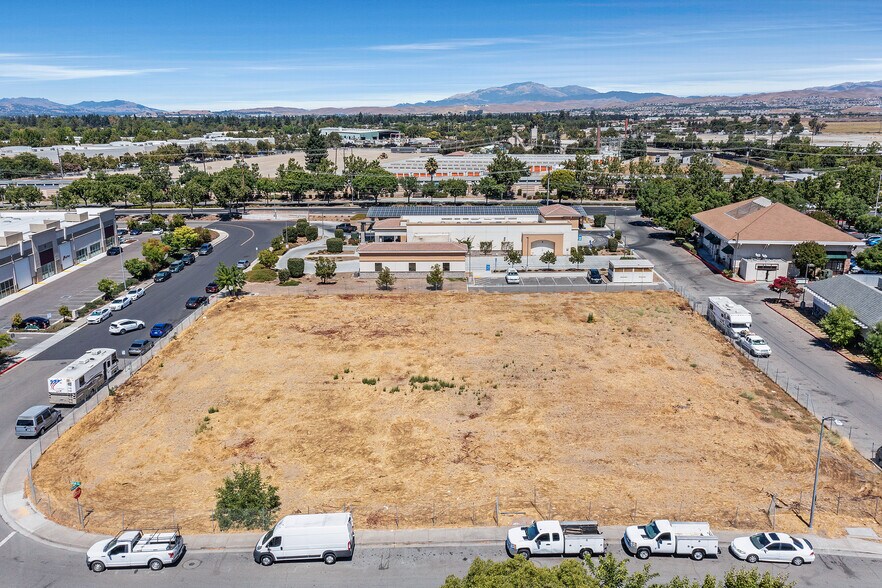 More Photos Of 3595 Utah St, Pleasanton Land For Lease