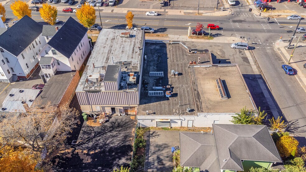 More Photos Of 156-162 Franklin Ave, Hartford General Retail For Sale