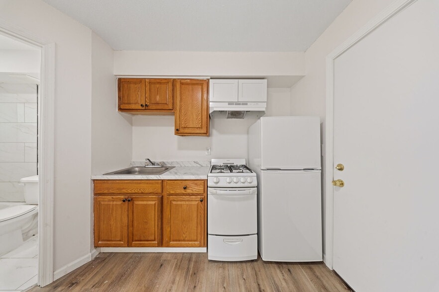 More Photos Of 2528 17th Ave S, Minneapolis Apartments For Sale