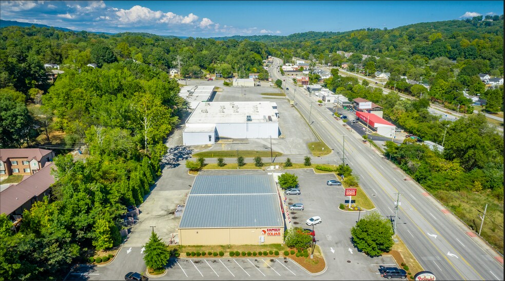 More Photos Of 2035 Dayton Blvd, Chattanooga Freestanding For Sale