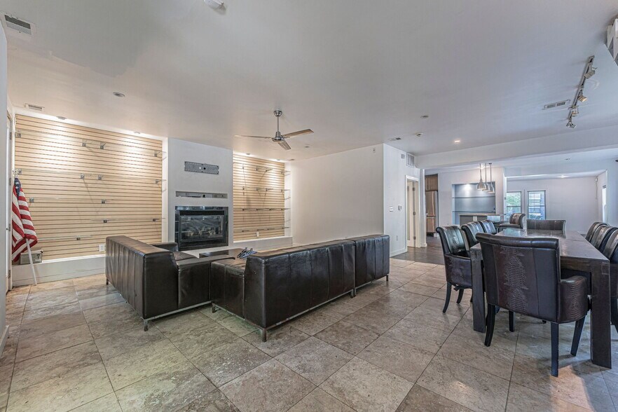 More Photos Of 191 Chamberlain St, Raleigh Dormitory For Sale