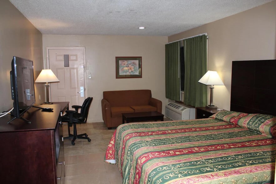 More Photos Of 2605 S Range Ave, Denham Springs Hotel For Sale