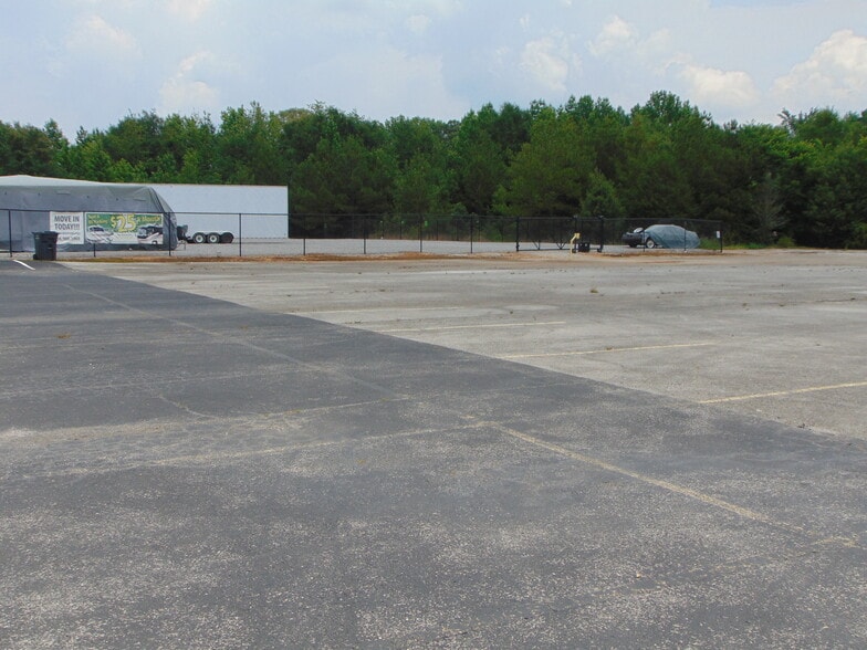 More Photos Of 11300 Highway 20, Florence Self Storage For Sale