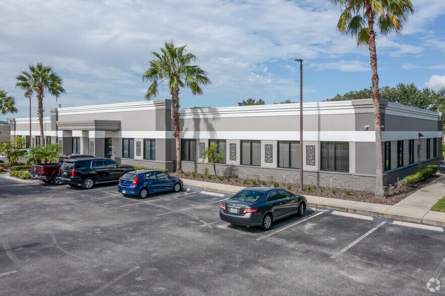 More Photos Of 1802 N Alafaya Trl, Orlando Medical For Sale