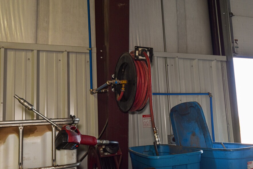 More Photos Of 36154 Enterprise, Trenton Light Manufacturing For Sale