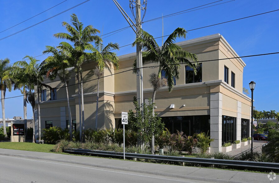More Photos Of 2095 Indian River Blvd, Vero Beach Coworking Space