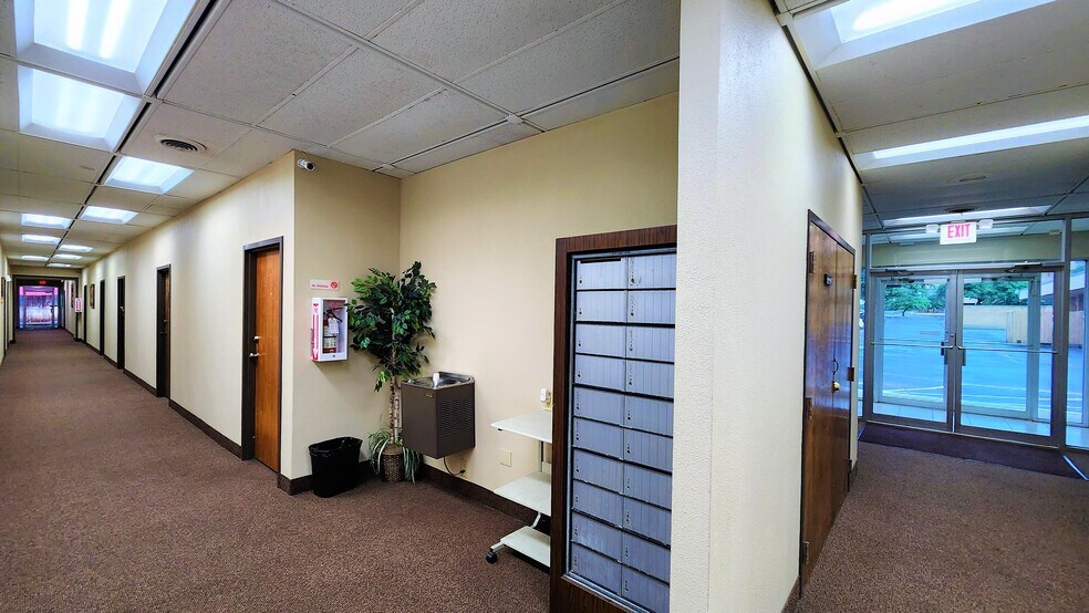 More Photos Of 227 NE Loop 820, Hurst Office For Lease