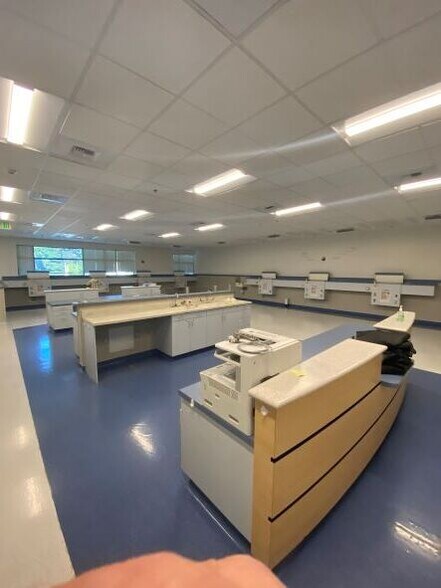 More Photos Of 2500 NW 229th Ave, Hillsboro Light Distribution For Lease