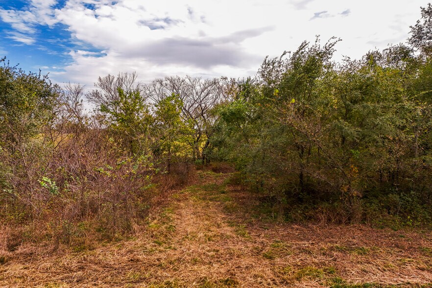 More Photos Of 80+/- Acres on SW 30th St. & SW Indianola Rd., Benton Land For Sale