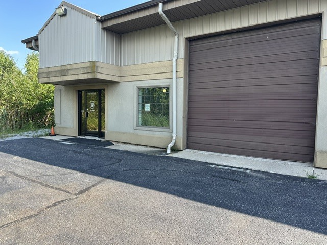 More Photos Of 756-766 Madison St, Crown Point Service For Lease