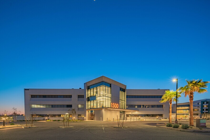 More Photos Of 1450 S Dobson Rd, Mesa Unknown For Lease