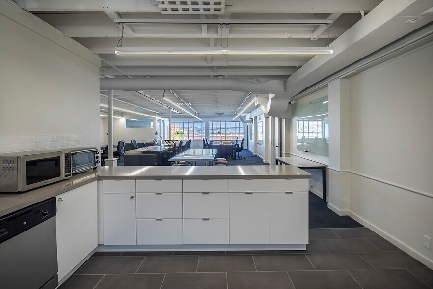 More Photos Of 150 Green St, San Francisco Office For Sale