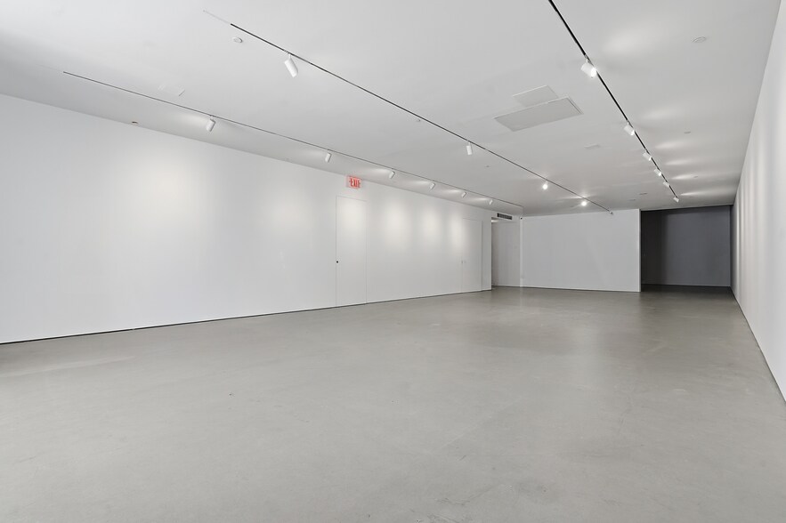 More Photos Of 260 Bowery, New York Apartments For Lease