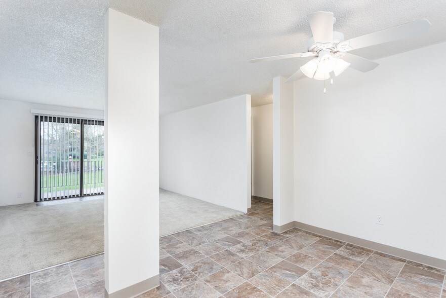 More Photos Of 10650 SW 121st Ave, Tigard Apartments For Sale