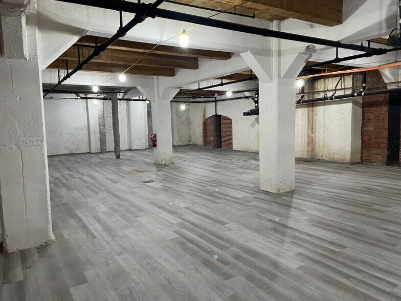 More Photos Of 1008-1010 Arch St, Philadelphia Apartments For Lease