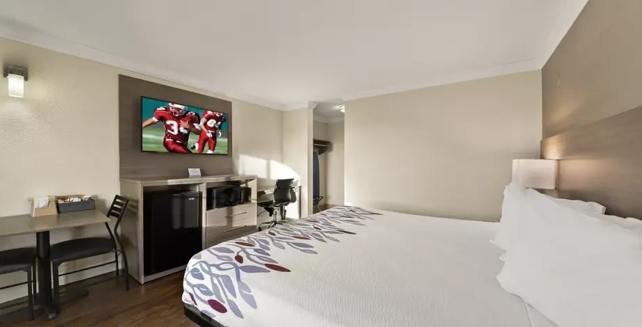 More Photos Of 8730 Artesia Blvd, Bellflower Hotel For Sale