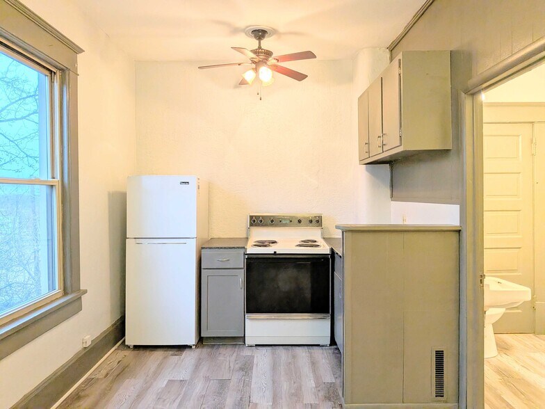 More Photos Of 18 5th St NE, Massillon Apartments For Sale