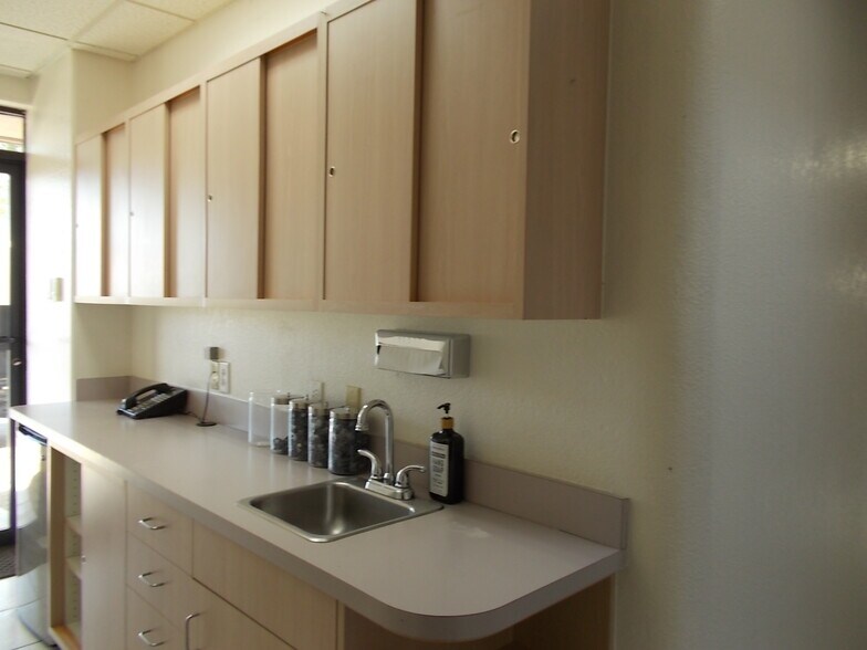 More Photos Of 2058 S Dobson Rd, Mesa Office For Lease