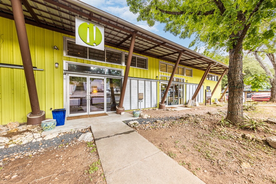 Primary Photo Of 1107 S 8th St, Austin Office Residential For Lease