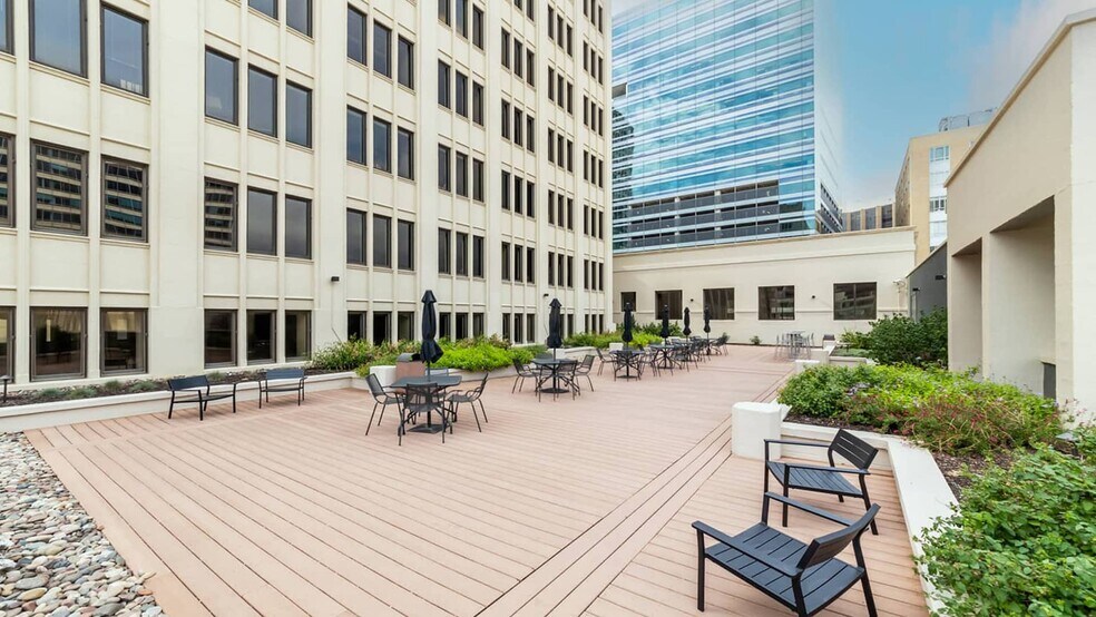 More Photos Of 114 W 7th St, Austin Office For Lease