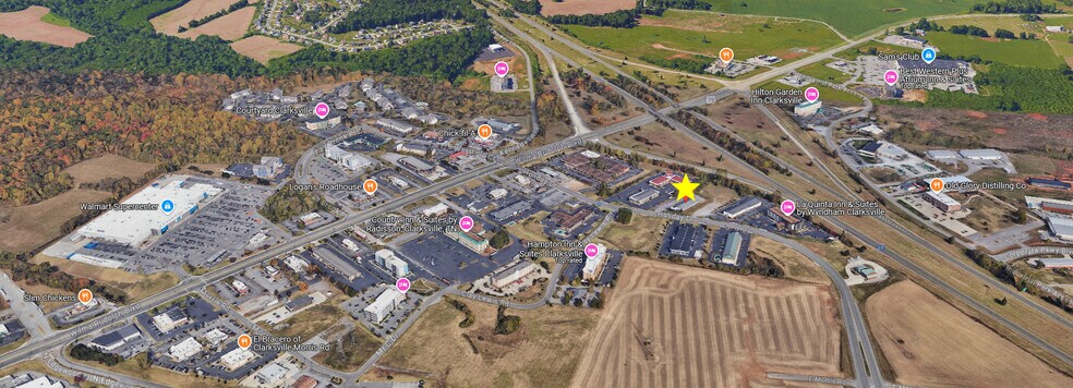 More Photos Of 211 Holiday Dr, Clarksville General Retail For Sale