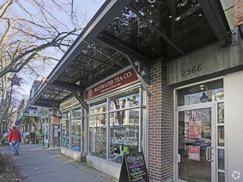 More Photos Of 2958 W Broadway, Vancouver Service Station For Sale