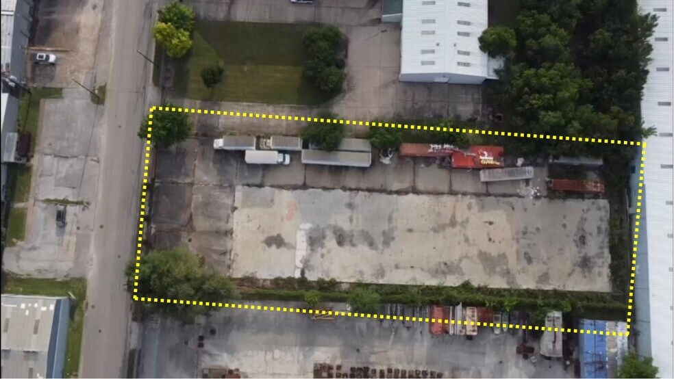 More Photos Of 8685 Scranton St, Houston Land For Sale