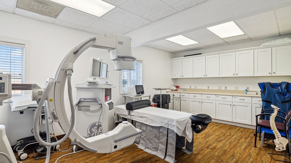 More Photos Of 2149 Valleygate Dr, Fayetteville Medical For Sale