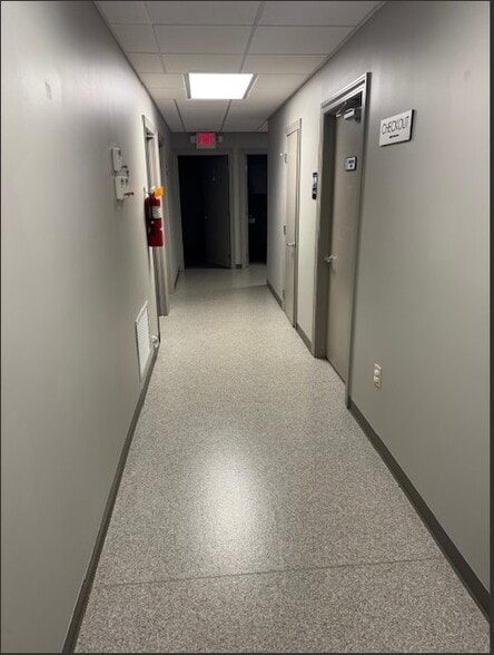 More Photos Of 16 Physician Dr, Clyde Hospital For Sale