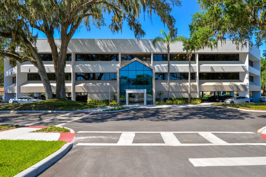 More Photos Of 510 Vonderburg Dr, Brandon Medical For Lease