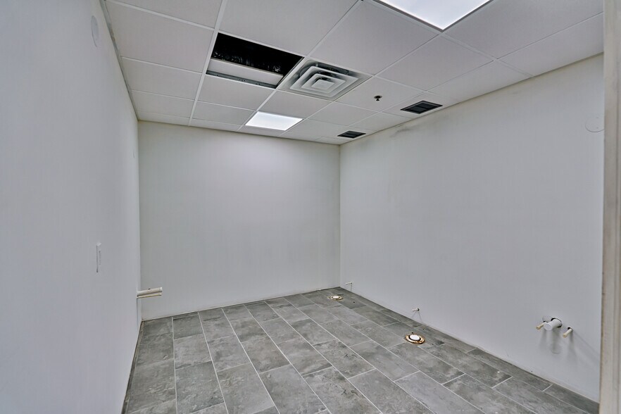 More Photos Of 3780 NW 24th Blvd, Gainesville Multifamily For Sale