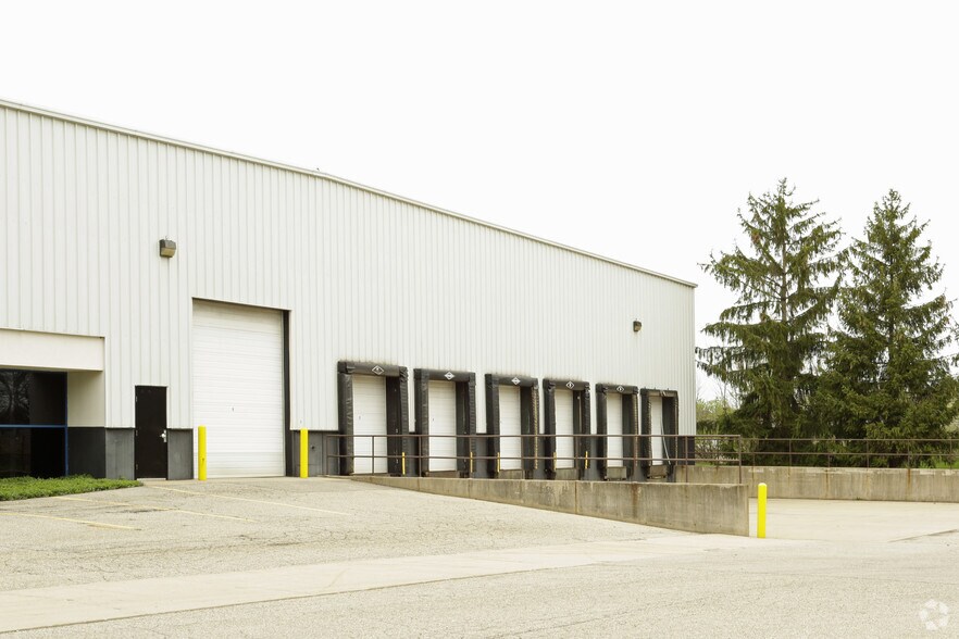 More Photos Of 5738 Eagle Dr SE, Grand Rapids Distribution For Lease