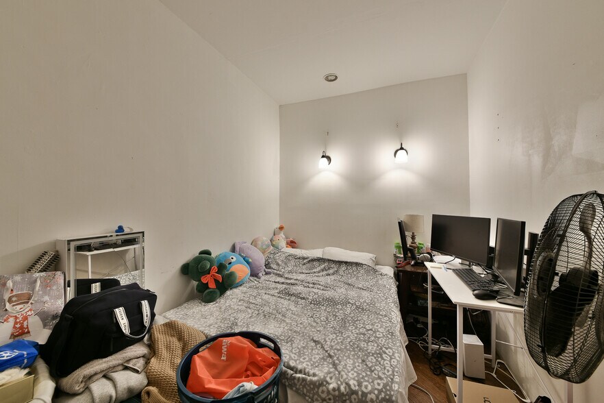 More Photos Of 2554 E Clearfield St, Philadelphia Multifamily For Sale