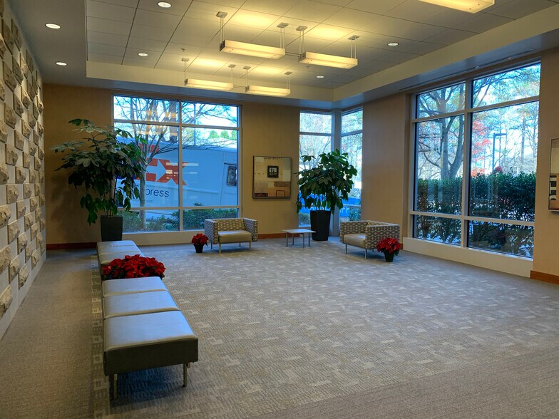 More Photos Of 4414 Lake Boone Trl, Raleigh Medical For Lease