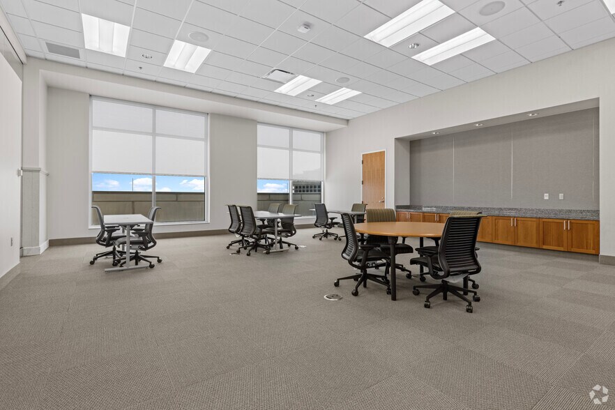 Photo of 9th Floor Ste 