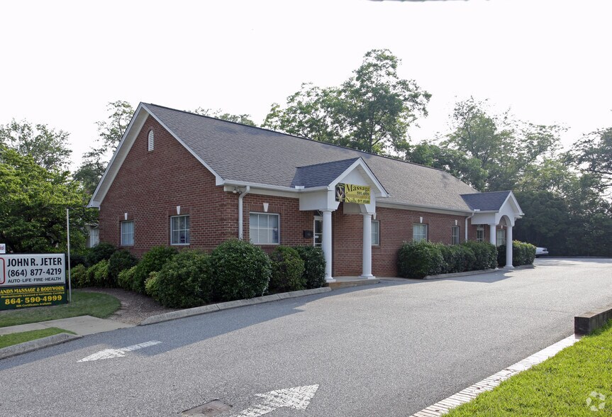 More Photos Of 406 N Main St, Greer Office For Lease