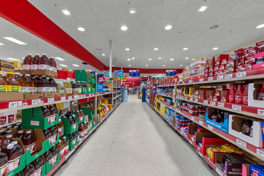 More Photos Of 121 S Sprigg St, Cape Girardeau Supermarket For Sale