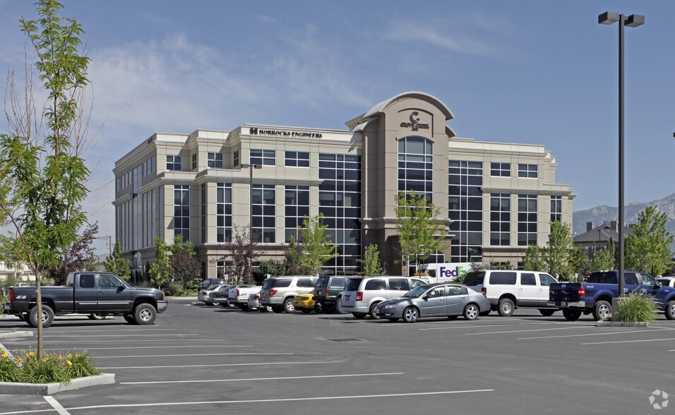 More Photos Of 2162-2180 Grove Pky, Pleasant Grove Office For Sale