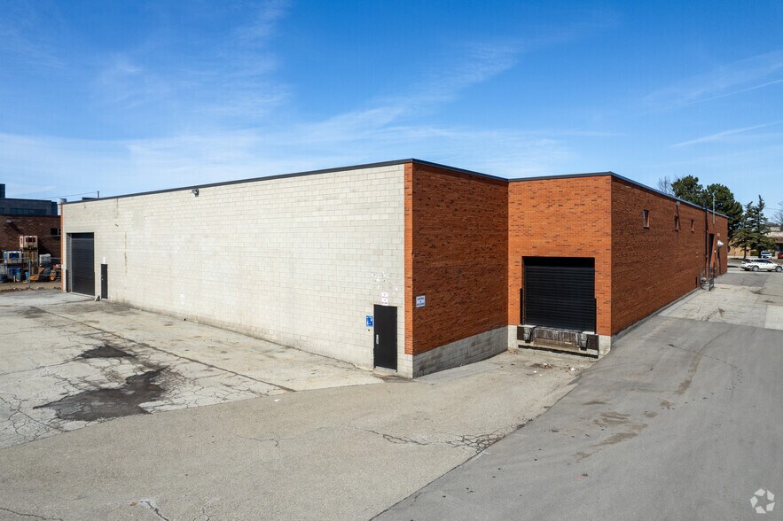 More Photos Of 55 Bradwick Dr, Concord Manufacturing For Lease