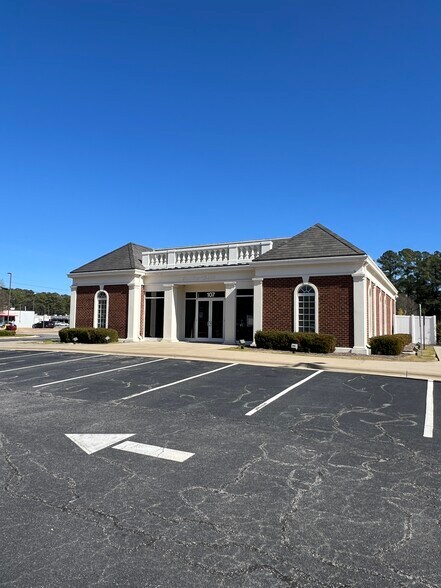More Photos Of 101 S Fairview Rd, Rocky Mount Bank For Sale