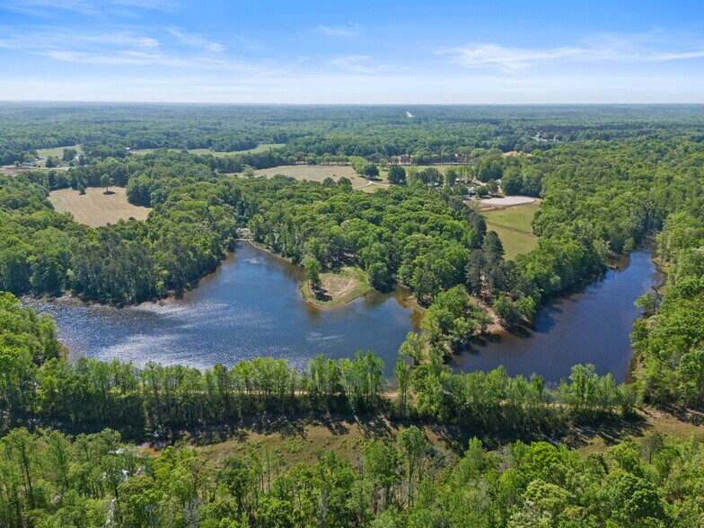 More Photos Of 299 McKelvey Rd, Pelzer Specialty For Sale
