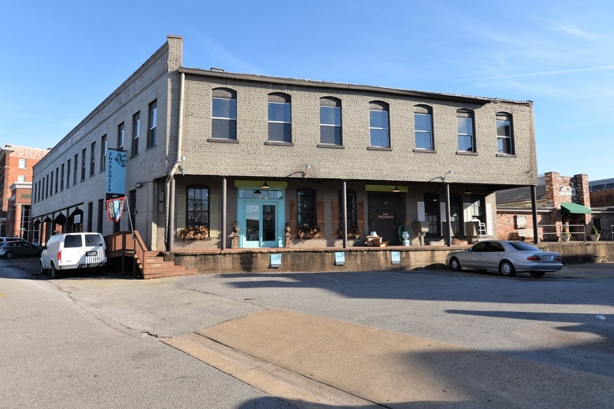 More Photos Of 1401 Williams St, Chattanooga Storefront Retail Office For Lease