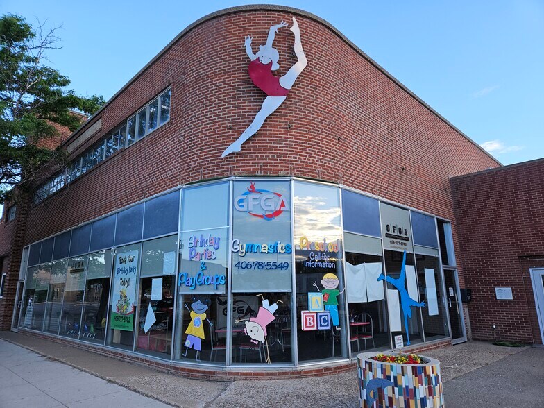 More Photos Of 815 N 1st Ave, Great Falls Auto Dealership For Sale