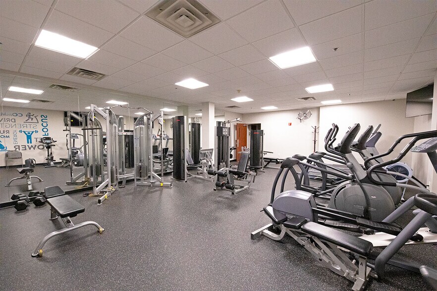 More Photos Of 3040 Route 22 West, Branchburg Unknown For Lease