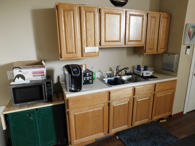 More Photos Of 68 W Main St, Danville Office For Lease