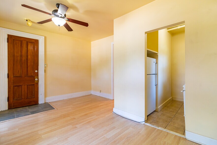 More Photos Of 205 Mentor Ave, Painesville Apartments For Sale